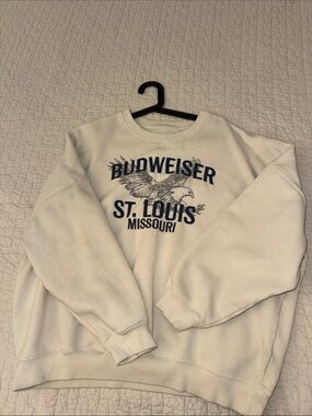 Budweiser Cream Crewneck with Navy St. Louis Graphic